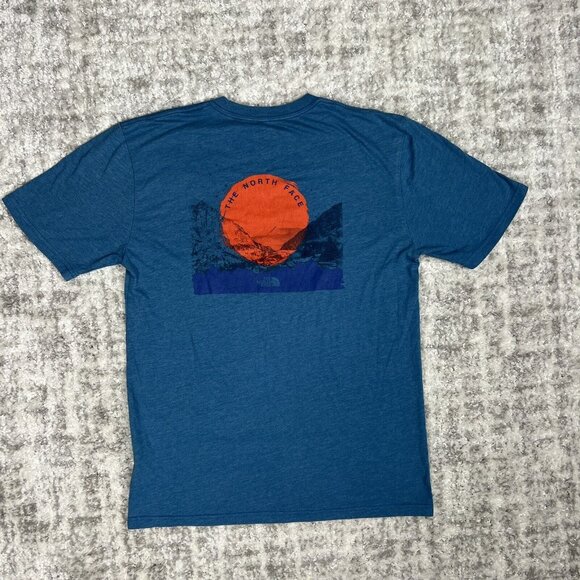 The North Face Shirt Men Small Blue Classic Fit Short Sleeve Casual‎ Vacation - Picture 2 of 9